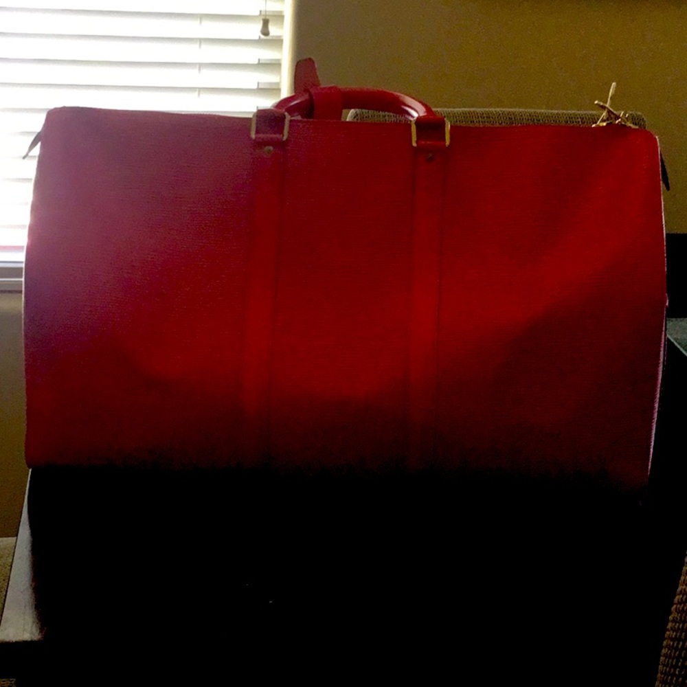 Authentic Louis Vuitton Keepall Epi 55 Bag